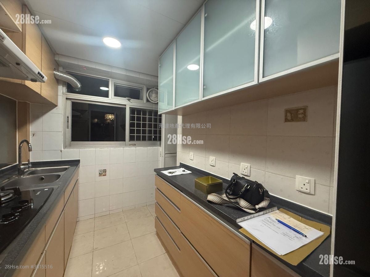 慧园 售盘 4 房 , 2 浴室 950 平方尺