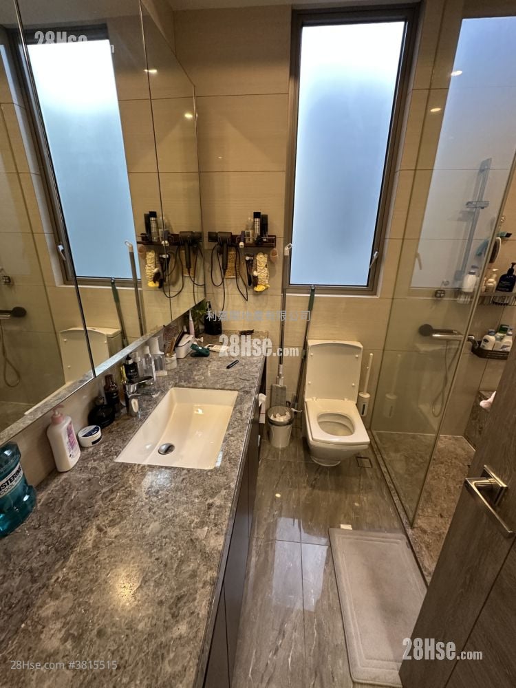 海日灣 售盤 3 房 , 2 浴室 1,067 平方呎