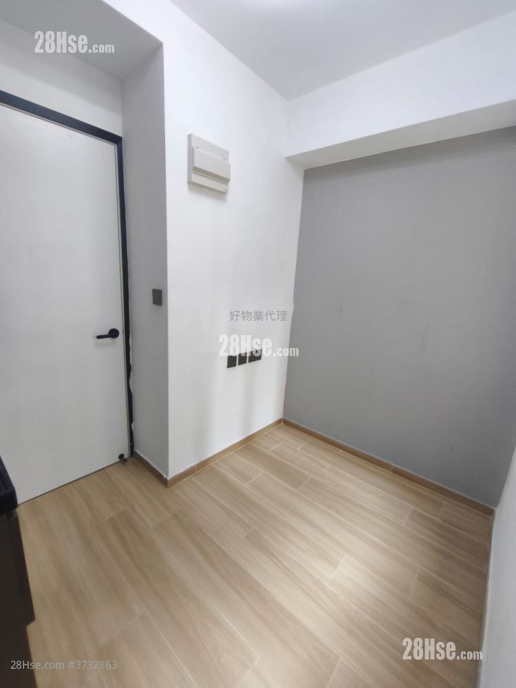 Siu King Building Rental 1 Bedroom , 1 Bathroom 439 ft²