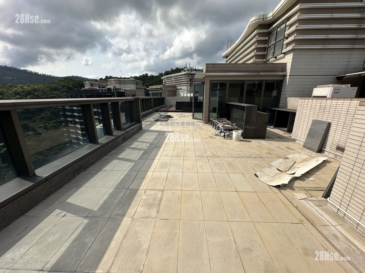 Dragons Range Sell 4 Bedrooms , 3 Bathrooms 1,840 ft²