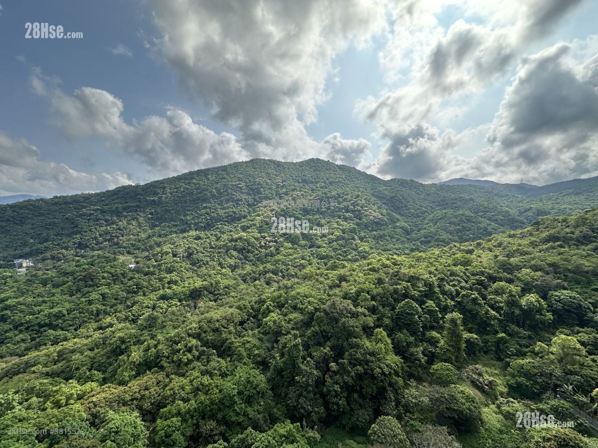 Dragons Range Sell 4 Bedrooms , 3 Bathrooms 1,840 ft²