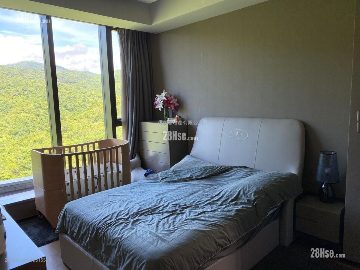 Dragons Range Sell 4 Bedrooms , 3 Bathrooms 1,840 ft²