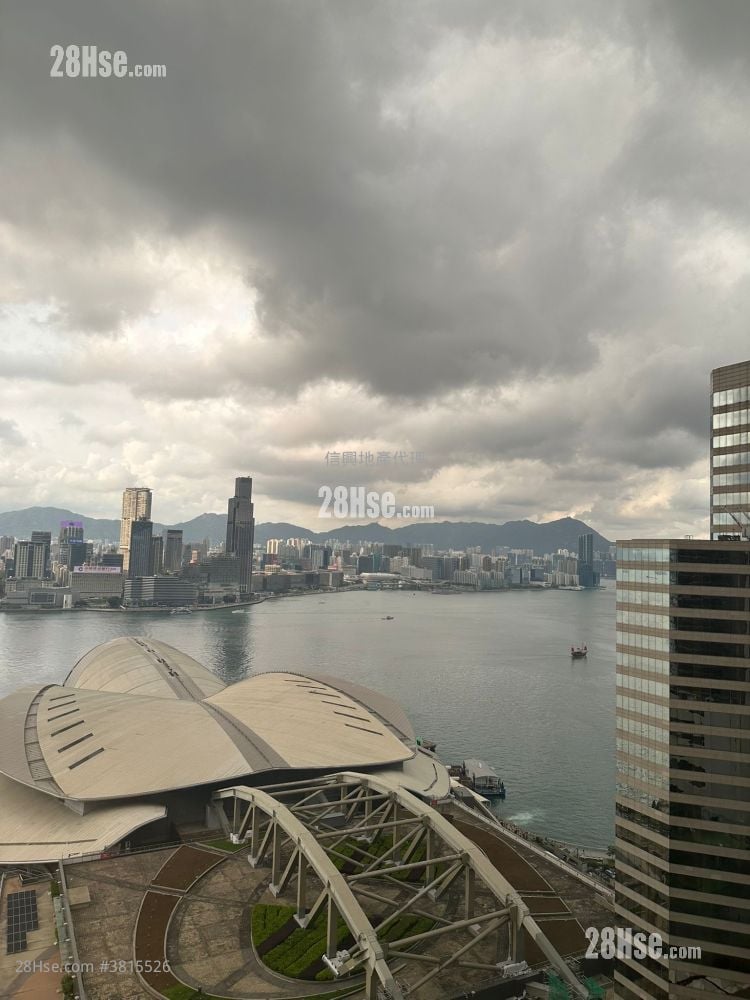 Convention Plaza Sell 3 Bedrooms 1,400 ft²