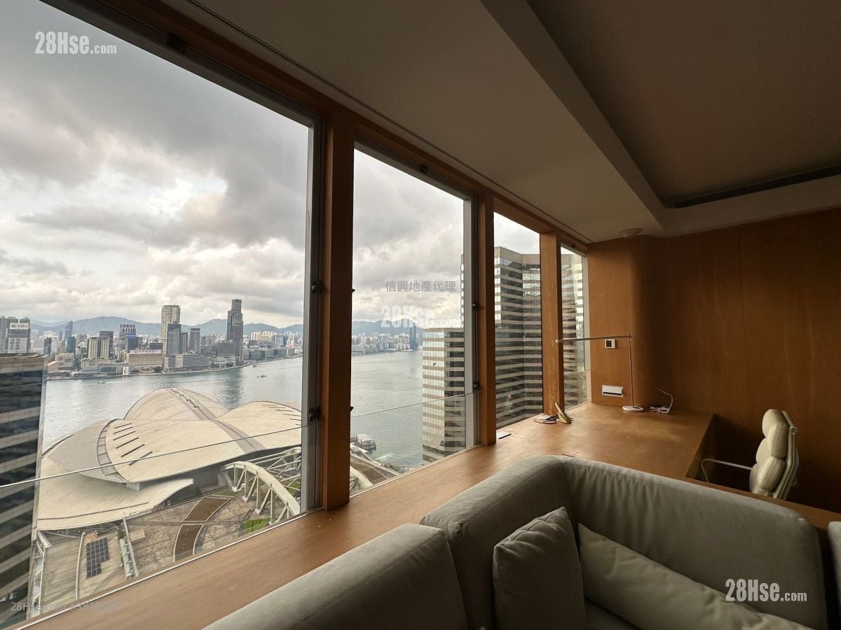 Convention Plaza Sell 3 Bedrooms 1,400 ft²