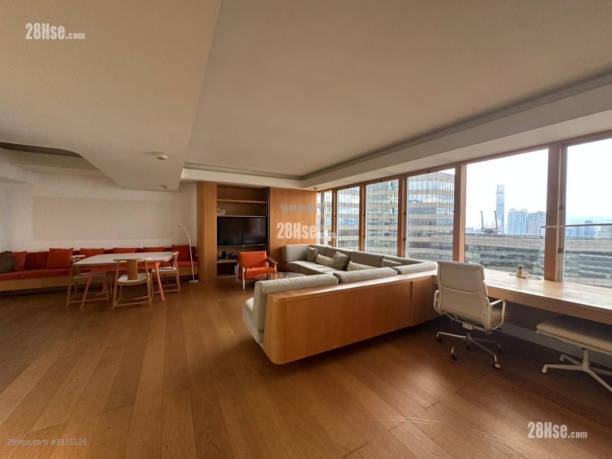 Convention Plaza Sell 3 Bedrooms 1,400 ft²