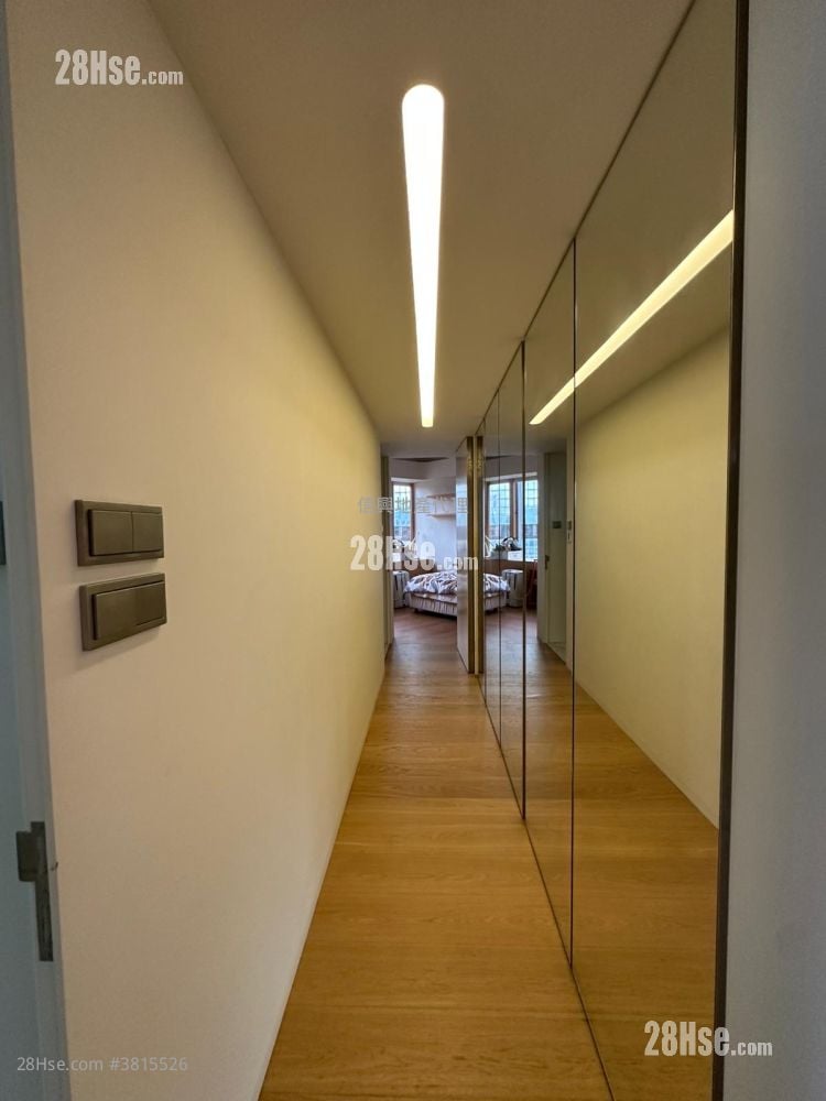 Convention Plaza Sell 3 Bedrooms 1,400 ft²