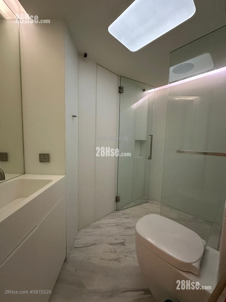 Convention Plaza Sell 3 Bedrooms 1,400 ft²