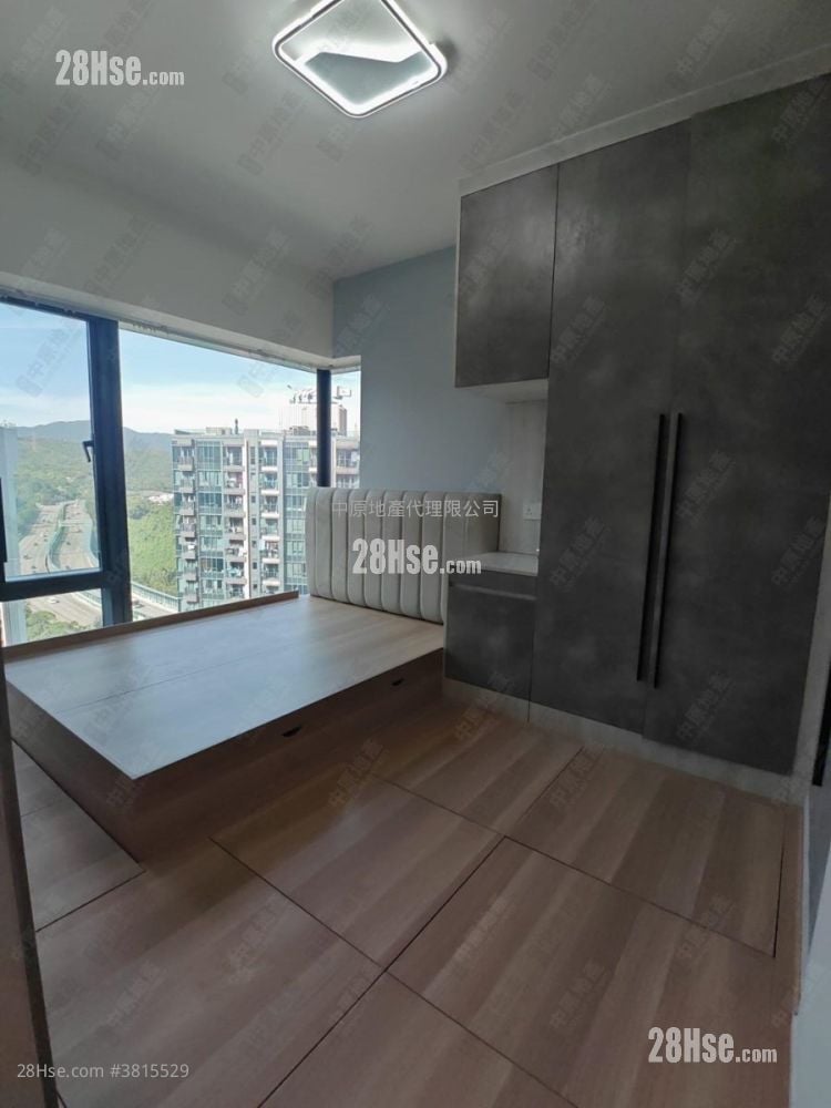 The Regent Sell 3 Bedrooms , 2 Bathrooms 749 ft²