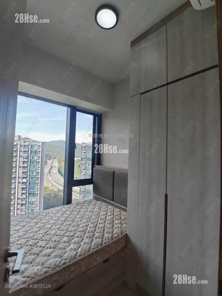 The Regent Sell 3 Bedrooms , 2 Bathrooms 749 ft²