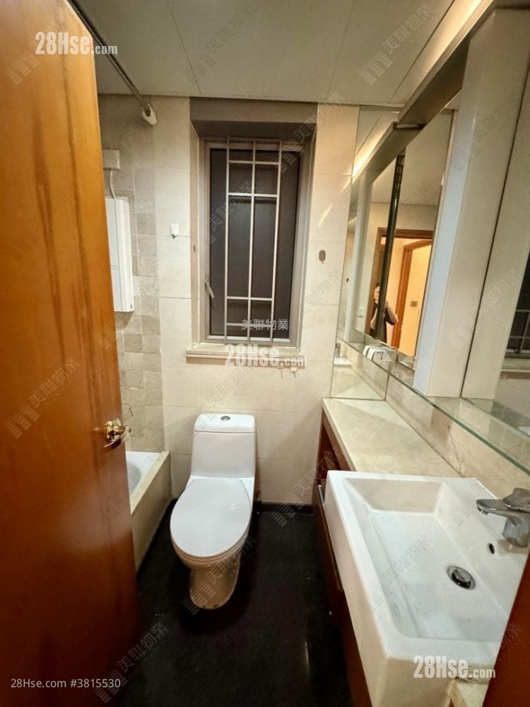 Vision City Sell 4 Bedrooms , 2 Bathrooms 741 ft²