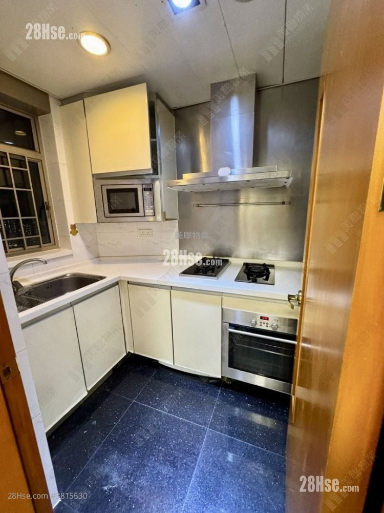 Vision City Sell 4 Bedrooms , 2 Bathrooms 741 ft²