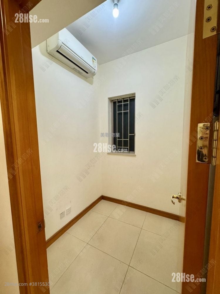 Vision City Sell 4 Bedrooms , 2 Bathrooms 741 ft²