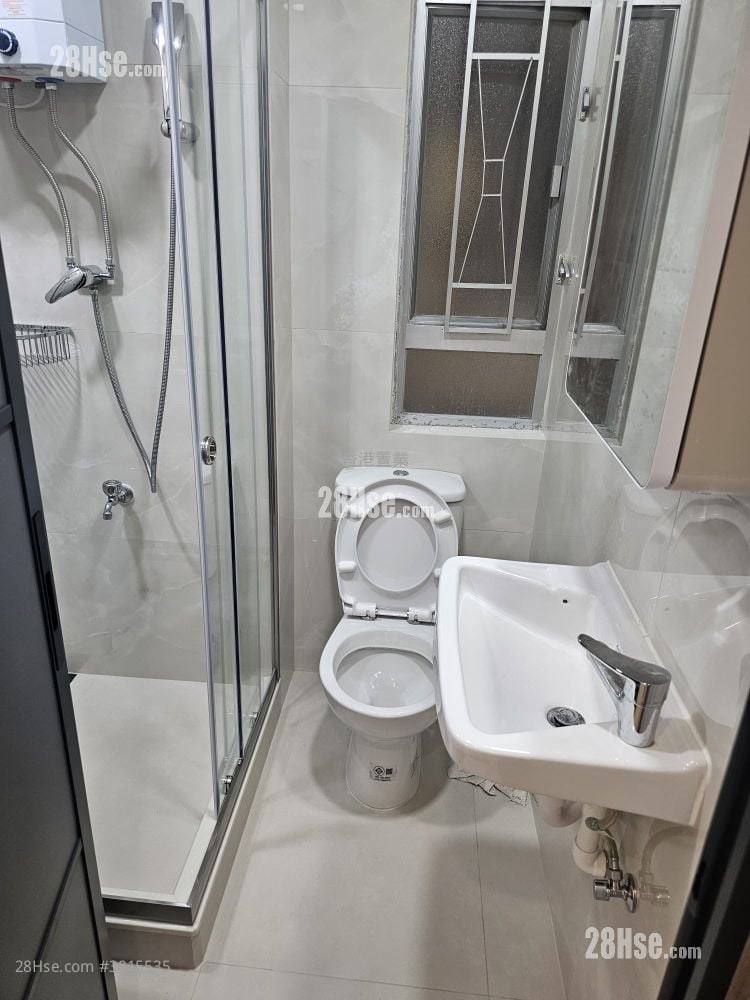 宏光楼 租盘 2 房 386 平方尺