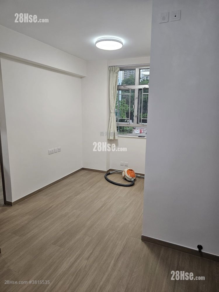 宏光楼 租盘 2 房 386 平方尺