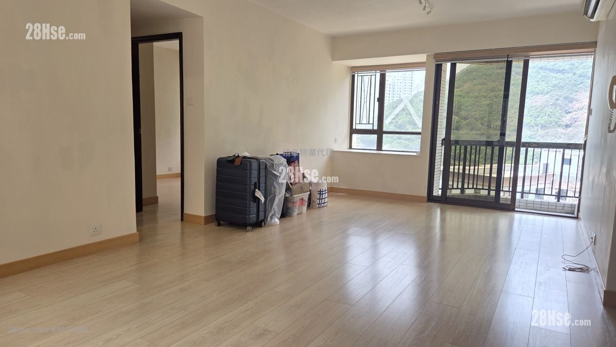 South Bay Garden Sell 2 Bedrooms , 2 Bathrooms 850 ft²