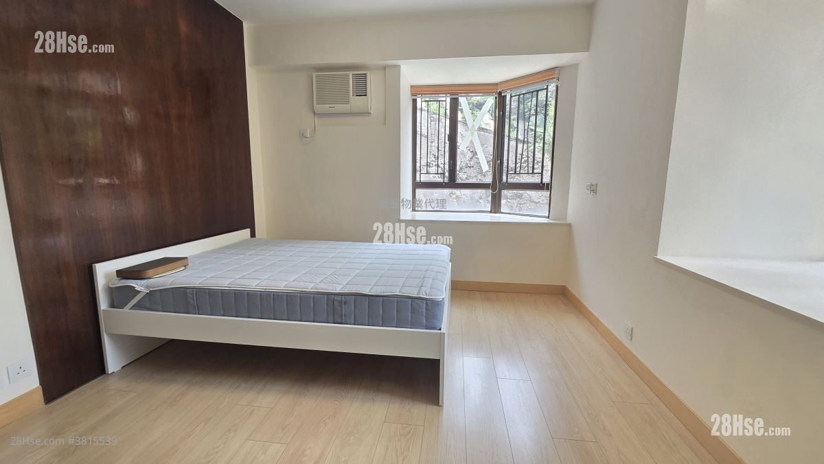 South Bay Garden Sell 2 Bedrooms , 2 Bathrooms 850 ft²