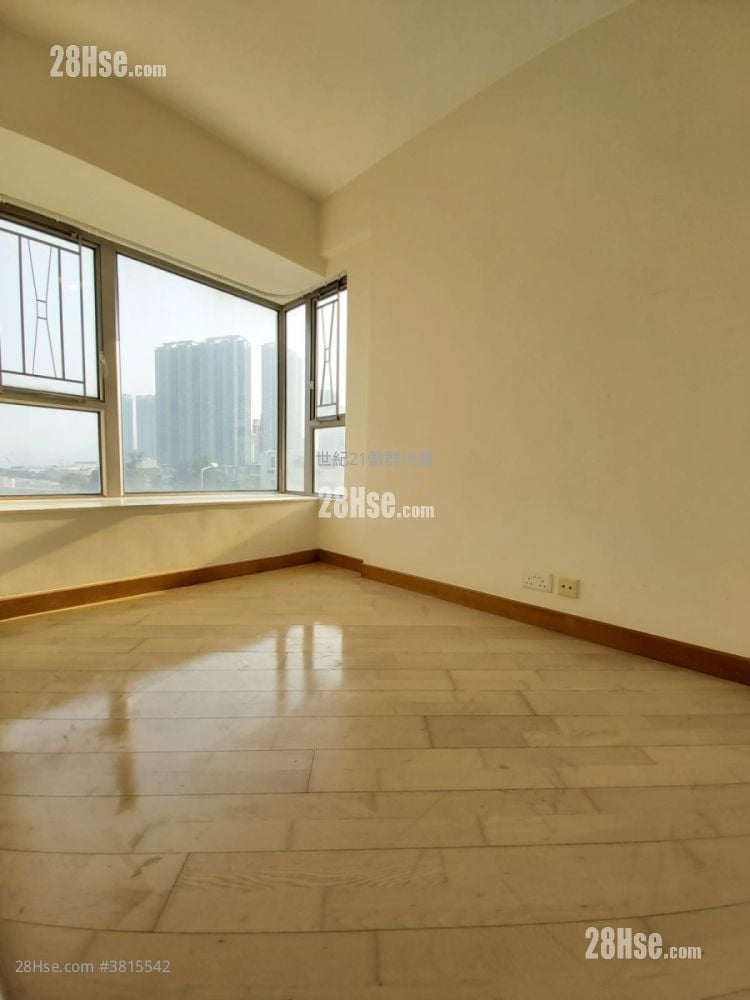 The Prince Place Rental 2 Bedrooms , 1 Bathroom 409 ft²