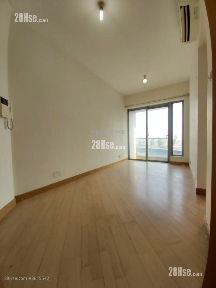 The Prince Place Rental 2 Bedrooms , 1 Bathroom 409 ft²