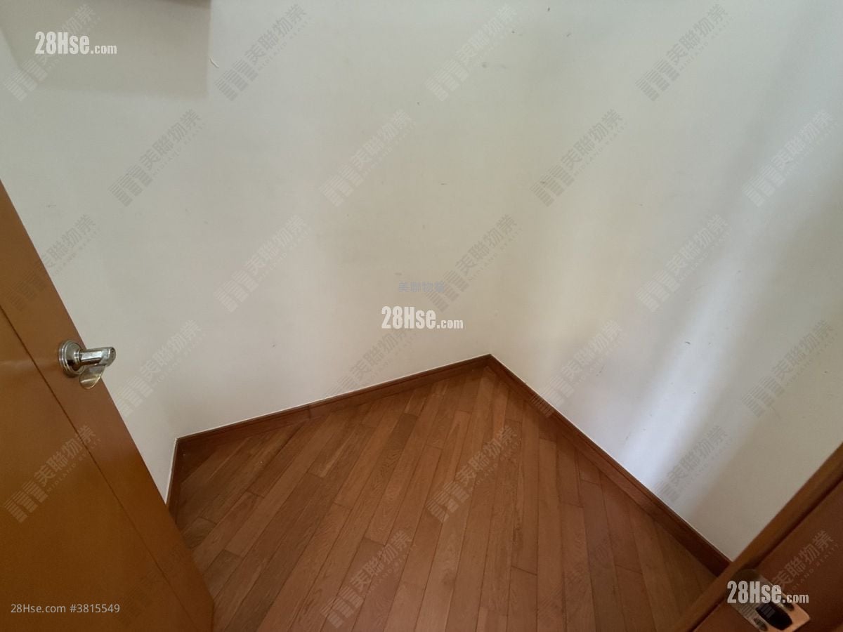 The Dynasty Sell 3 Bedrooms 728 ft²