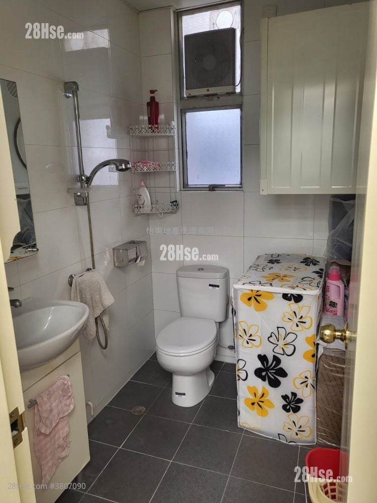 Kiu Yin Commercial Building Rental Studio , 1 Toilet