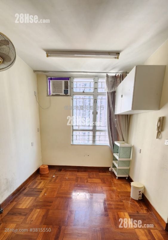 Yung Shing Court Sell Studio , 1 Bathroom 211 ft²