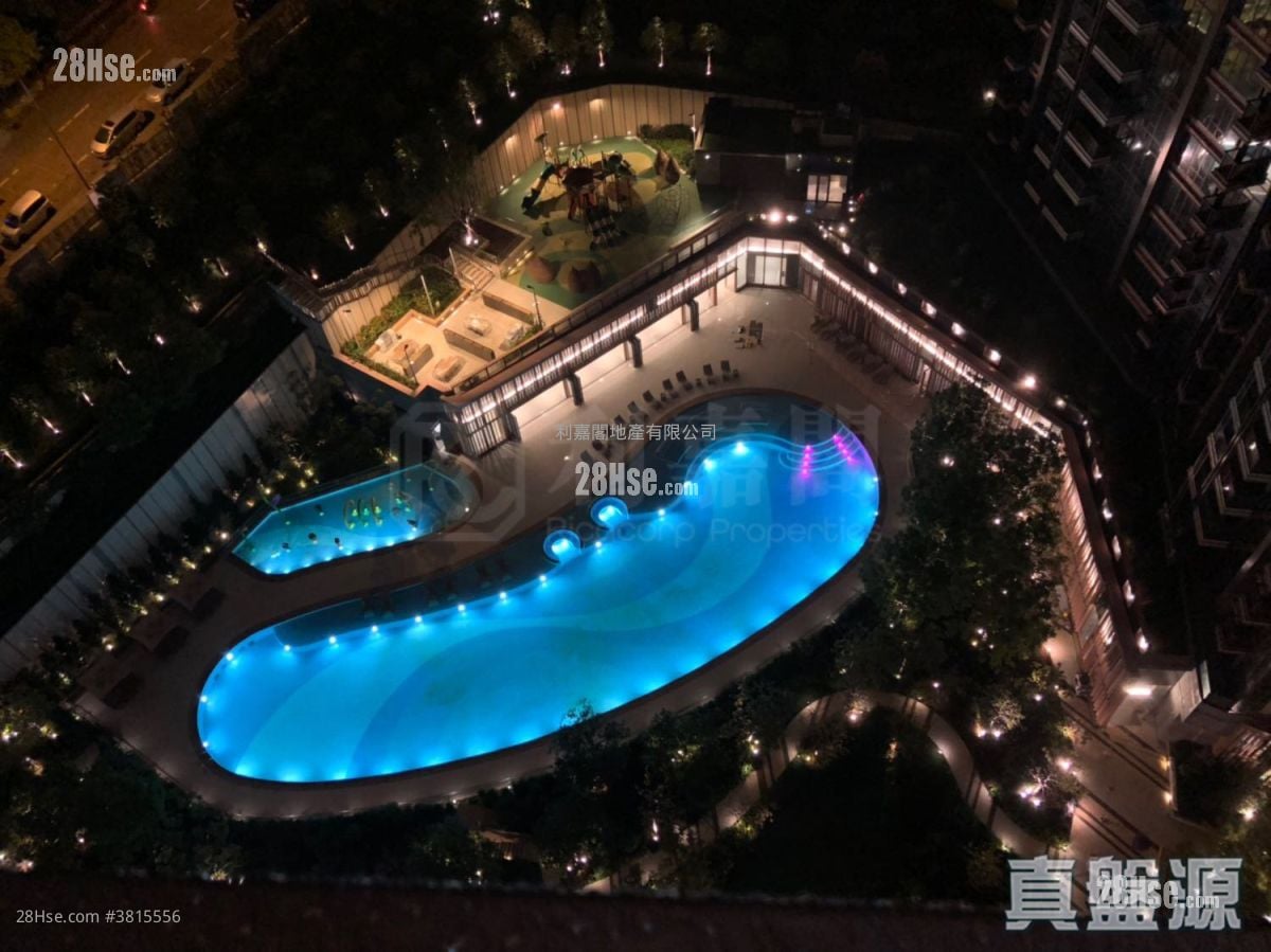 Mantin Heights Rental 3 Bedrooms , 2 Bathrooms 937 ft²