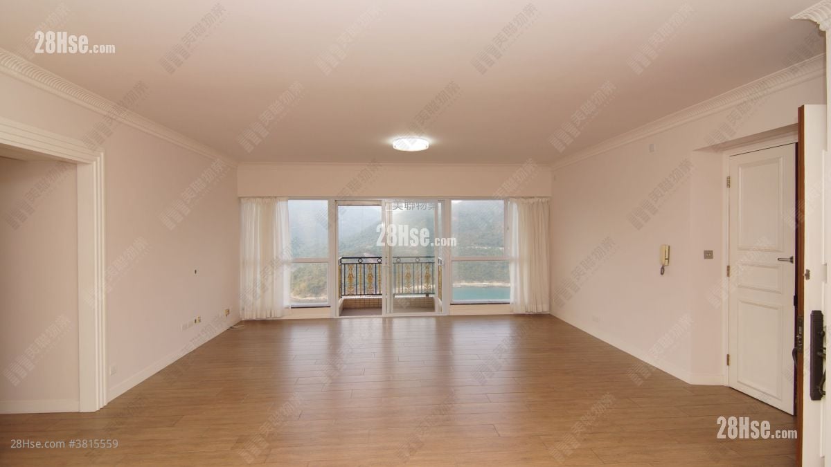 The Redhill Peninsula Rental 3 Bedrooms , 3 Bathrooms 1,575 ft²