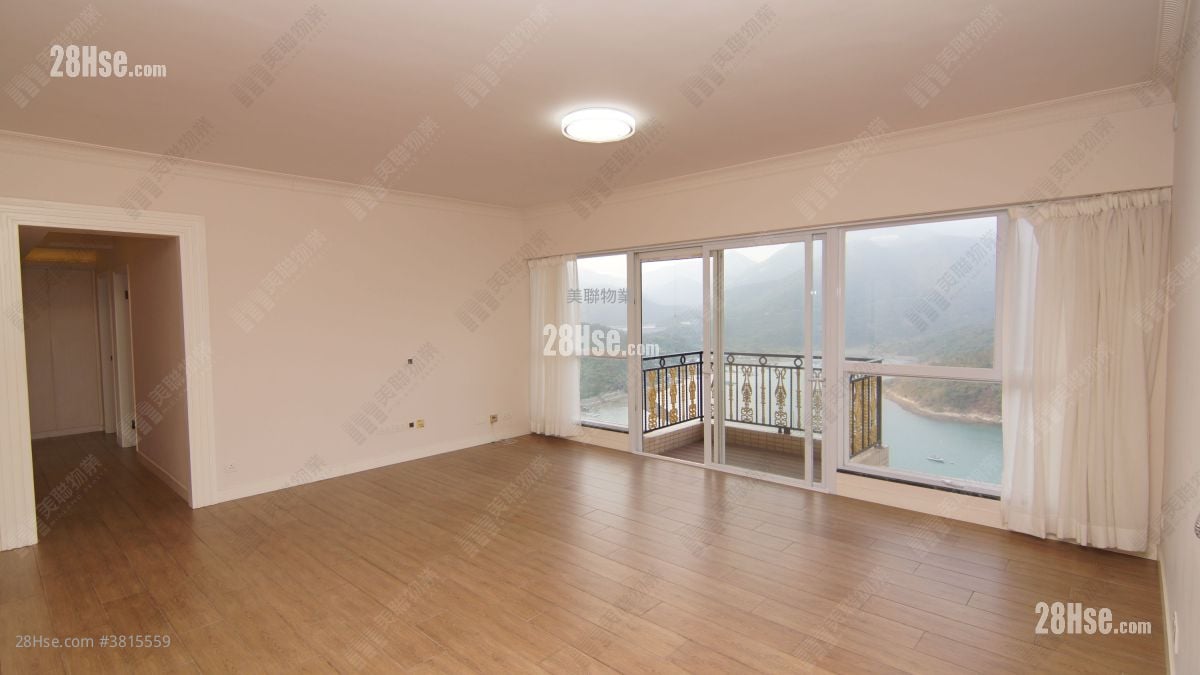 The Redhill Peninsula Rental 3 Bedrooms , 3 Bathrooms 1,575 ft²