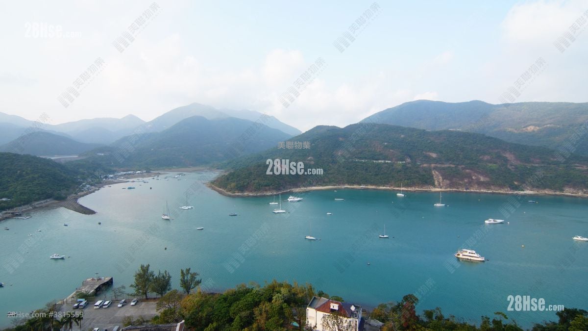 The Redhill Peninsula Rental 3 Bedrooms , 3 Bathrooms 1,575 ft²