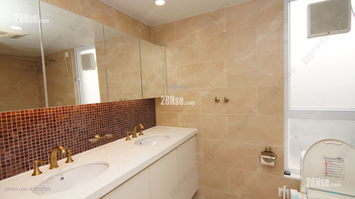 The Redhill Peninsula Rental 3 Bedrooms , 3 Bathrooms 1,575 ft²