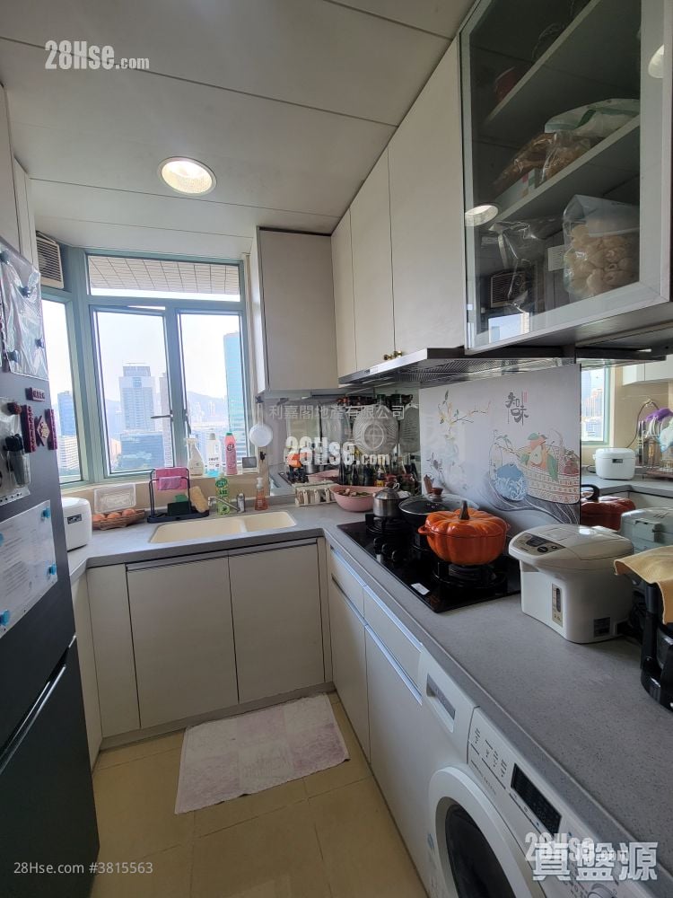 港景峰 售盘 3 房 , 2 浴室 817 平方尺