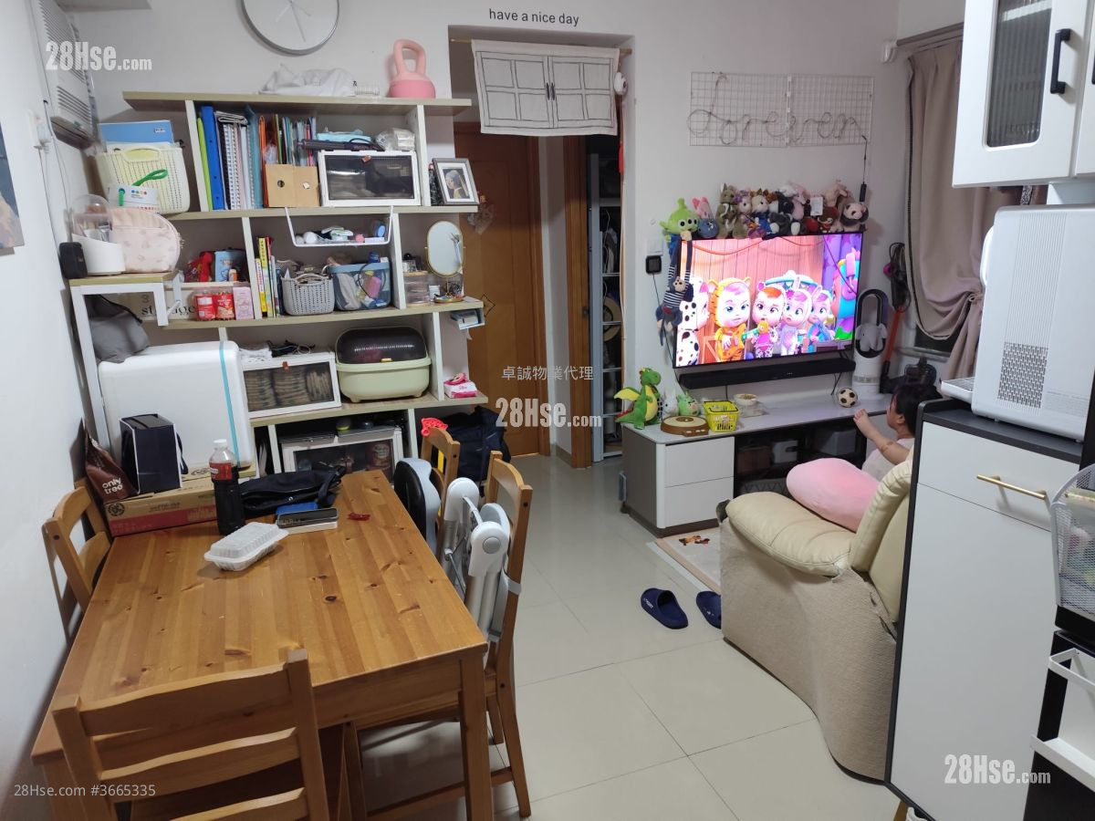 Tsuen Tak Garden Sell 2 Bedrooms , 1 Bathroom 340 ft²