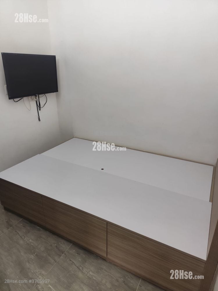 單幢樓房 租盤 開放式間隔 , 1 浴室 90 平方呎