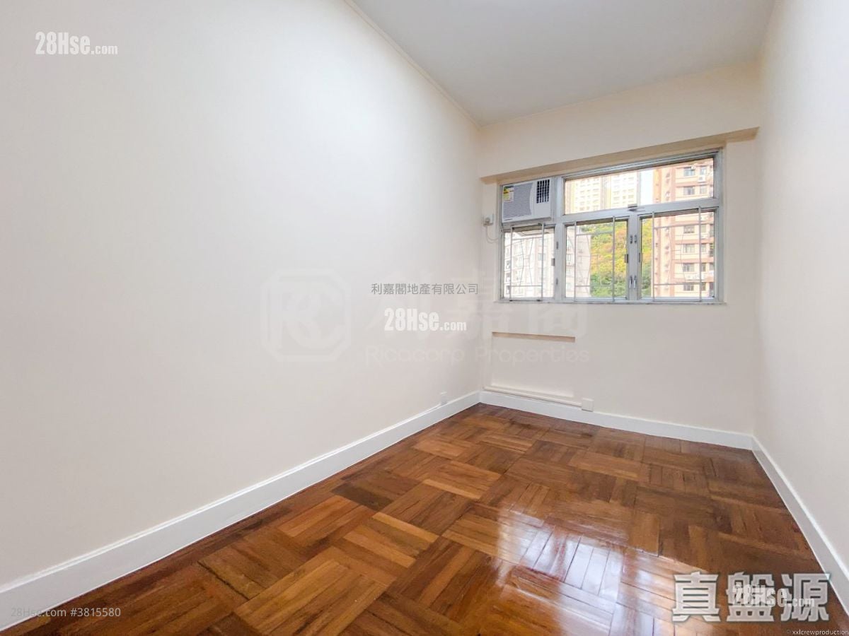 友谊大厦 售盘 3 房 , 2 浴室 783 平方尺