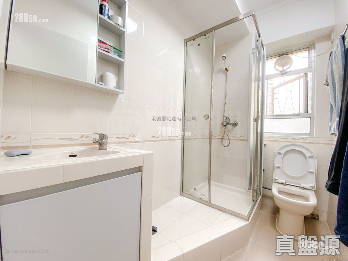 友谊大厦 售盘 3 房 , 2 浴室 783 平方尺