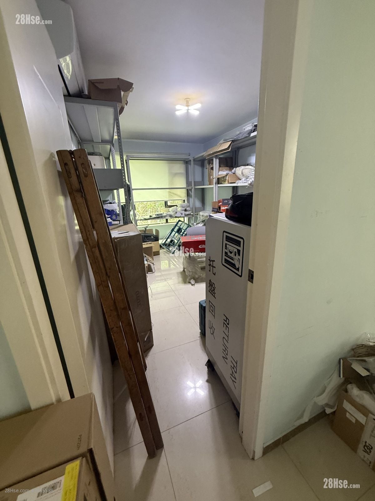 村屋 租盤 4 房 , 3 浴室 1,400 平方呎