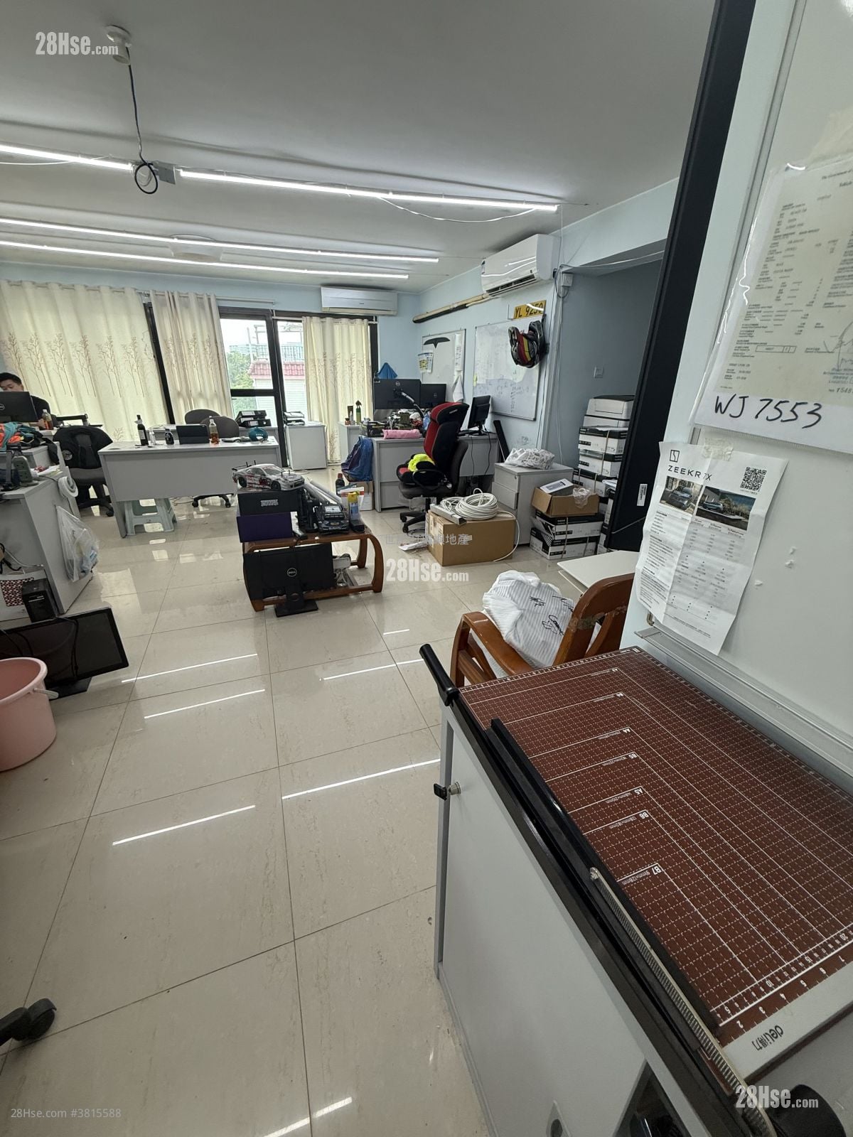 村屋 租盤 4 房 , 3 浴室 1,400 平方呎