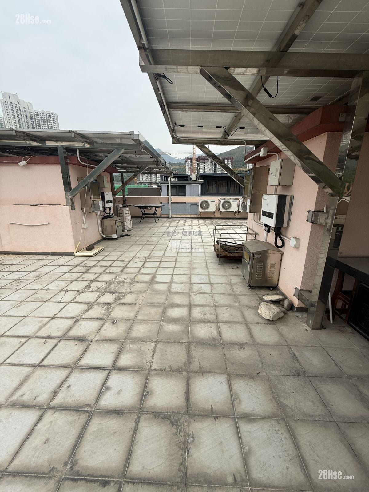 村屋 租盤 4 房 , 3 浴室 1,400 平方呎