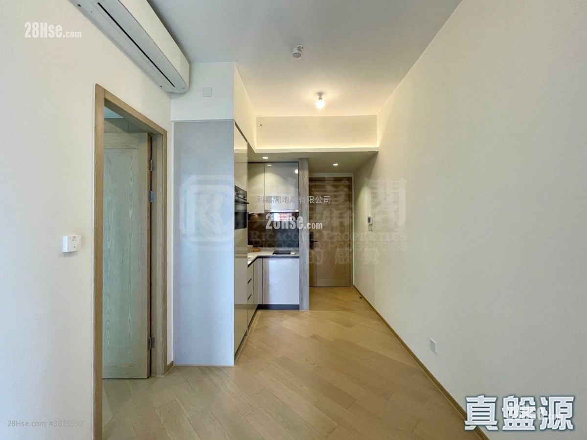 Villa Garda Ii Sell 1 Bedroom , 1 Bathroom 353 ft²