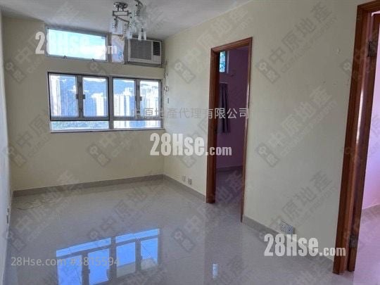 Ching Wah Court Sell 2 Bedrooms , 1 Bathroom 438 ft²