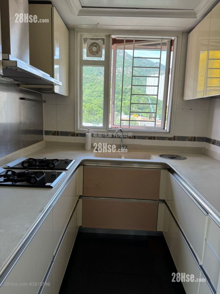 嘉皇台 租盘 3 房 , 2 浴室 1,039 平方尺