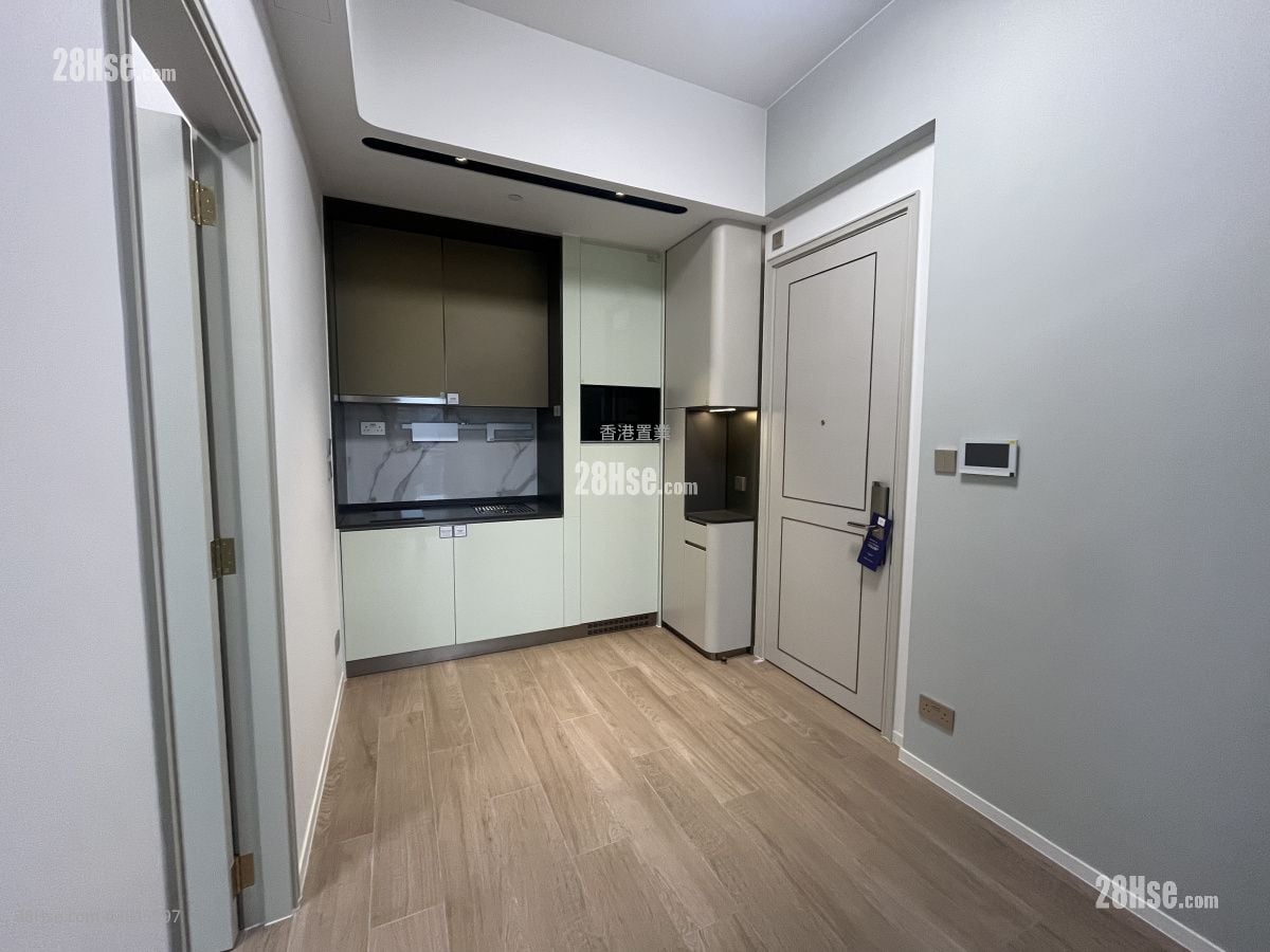 Spring Garden 租盘 1 房 , 1 浴室 292 平方尺