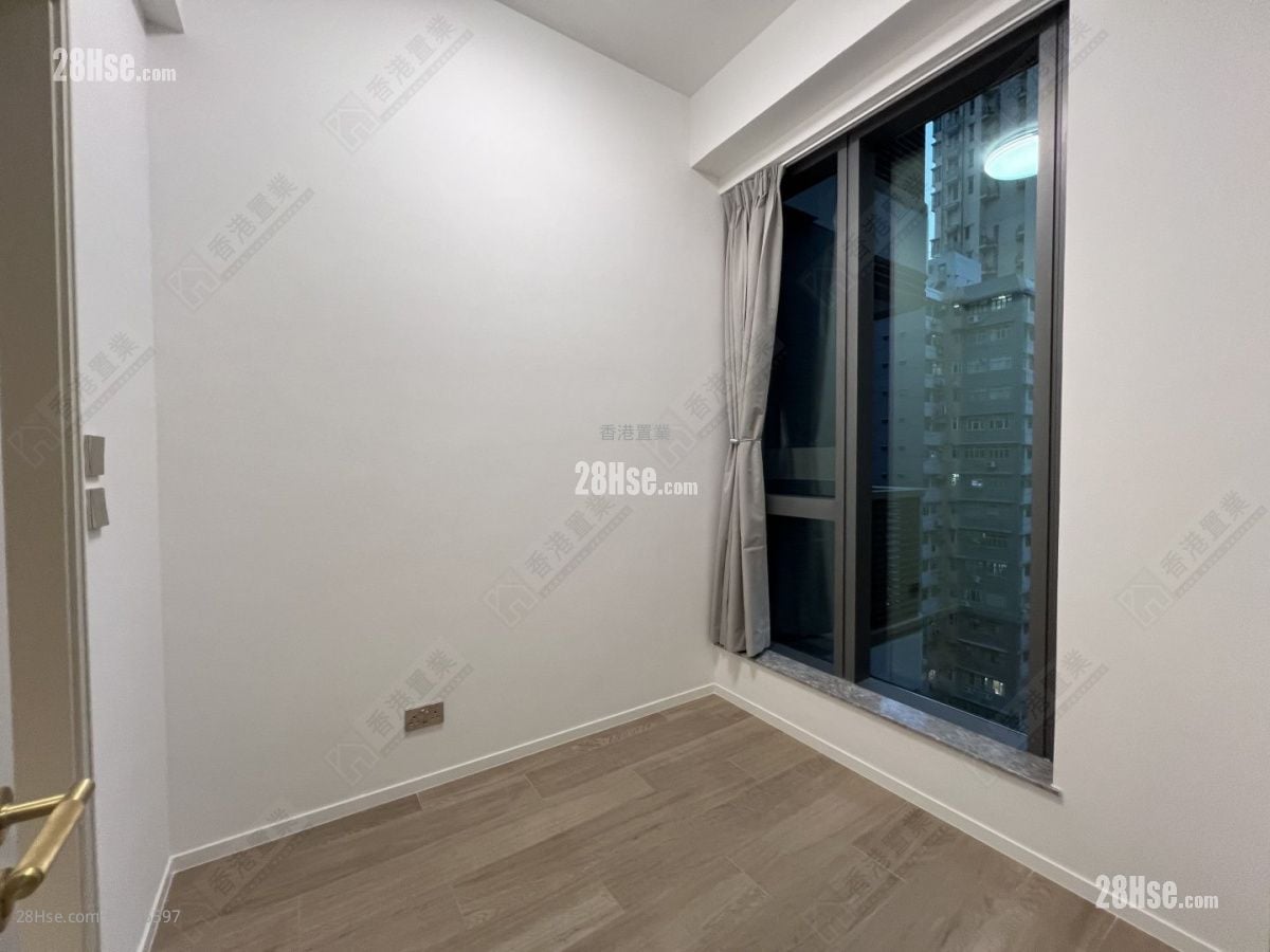 Spring Garden 租盘 1 房 , 1 浴室 292 平方尺