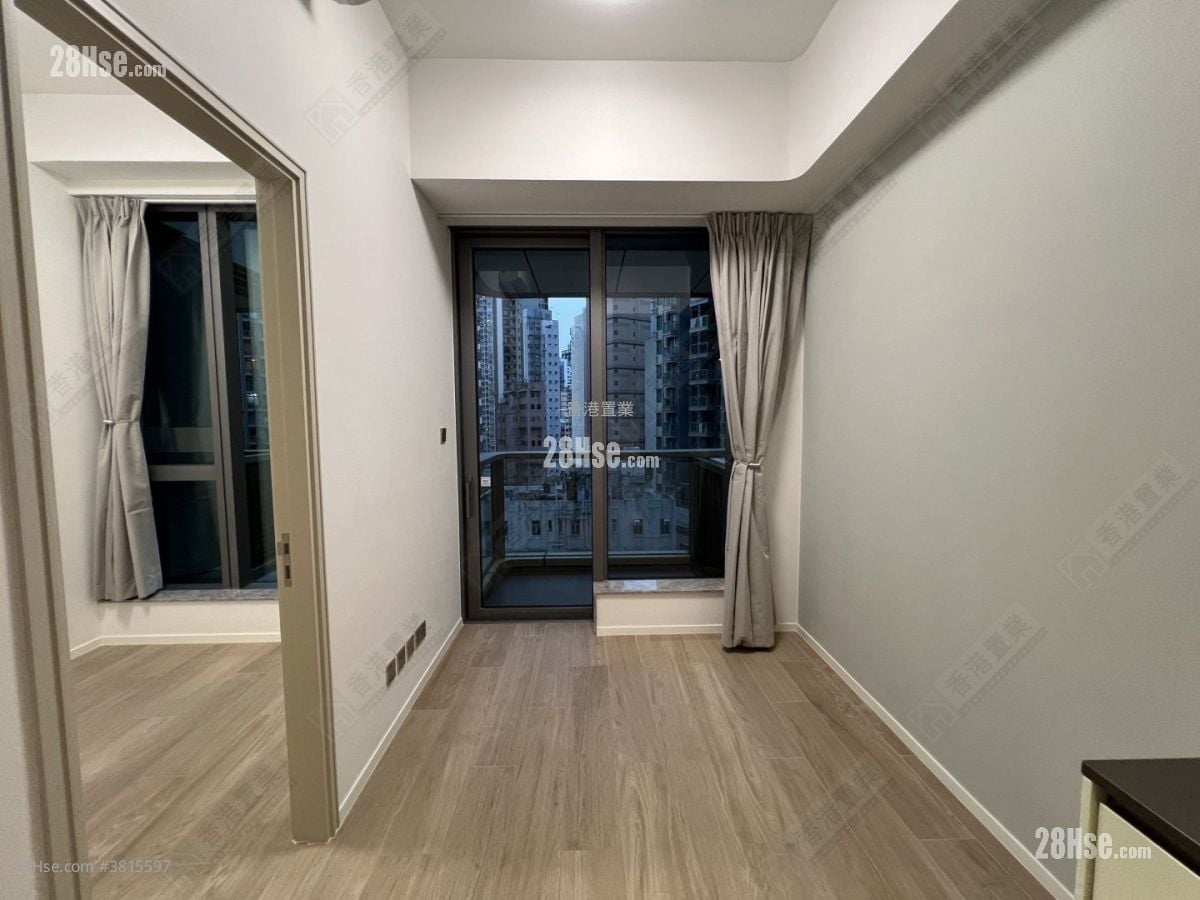 Spring Garden 租盘 1 房 , 1 浴室 292 平方尺