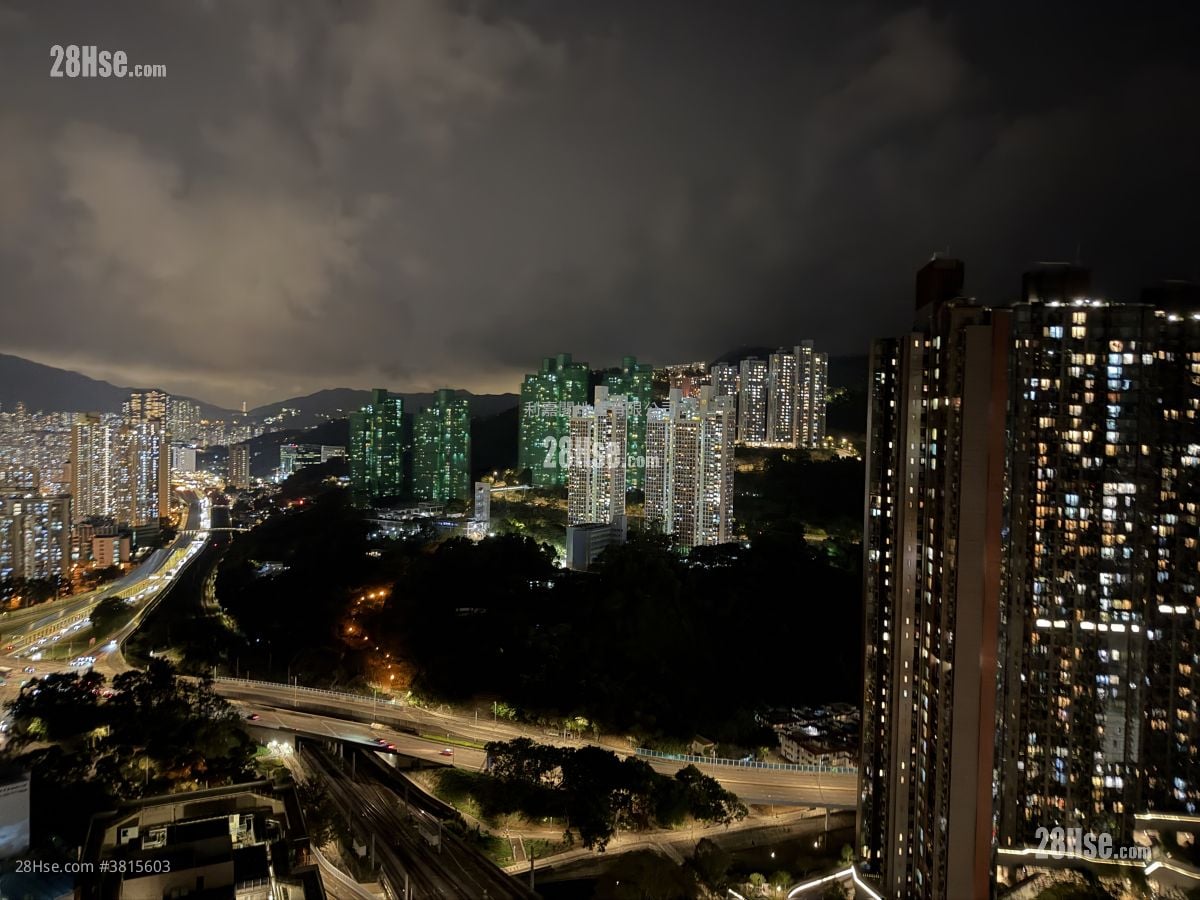 御龙山 售盘 3 房 , 2 浴室 920 平方尺