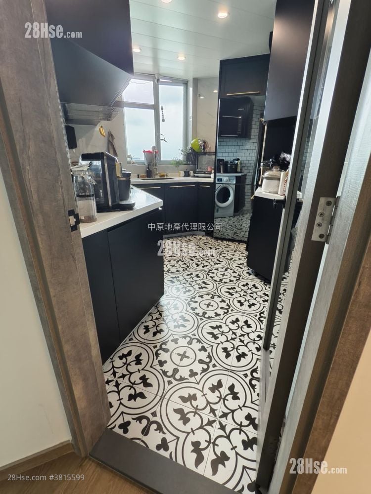 映湾园 售盘 3 房 , 2 浴室 986 平方尺