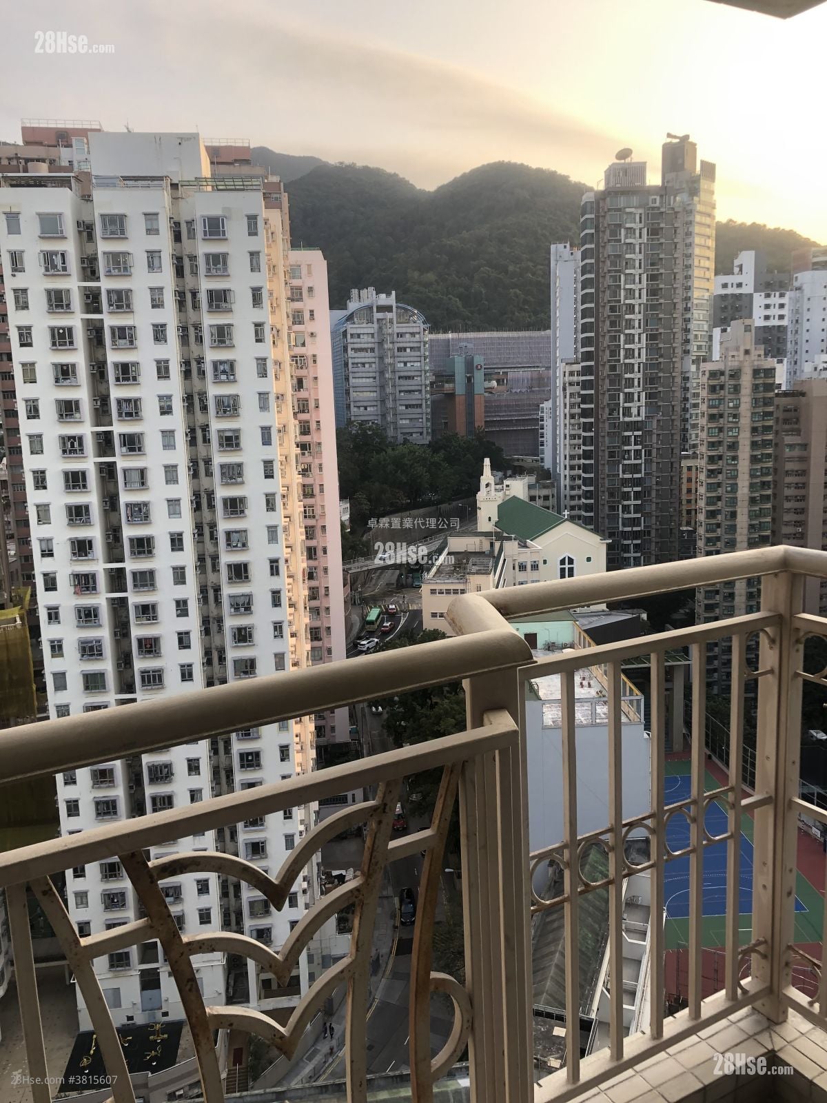 Grand Scholar Rental 2 Bedrooms , 1 Bathroom 449 ft²