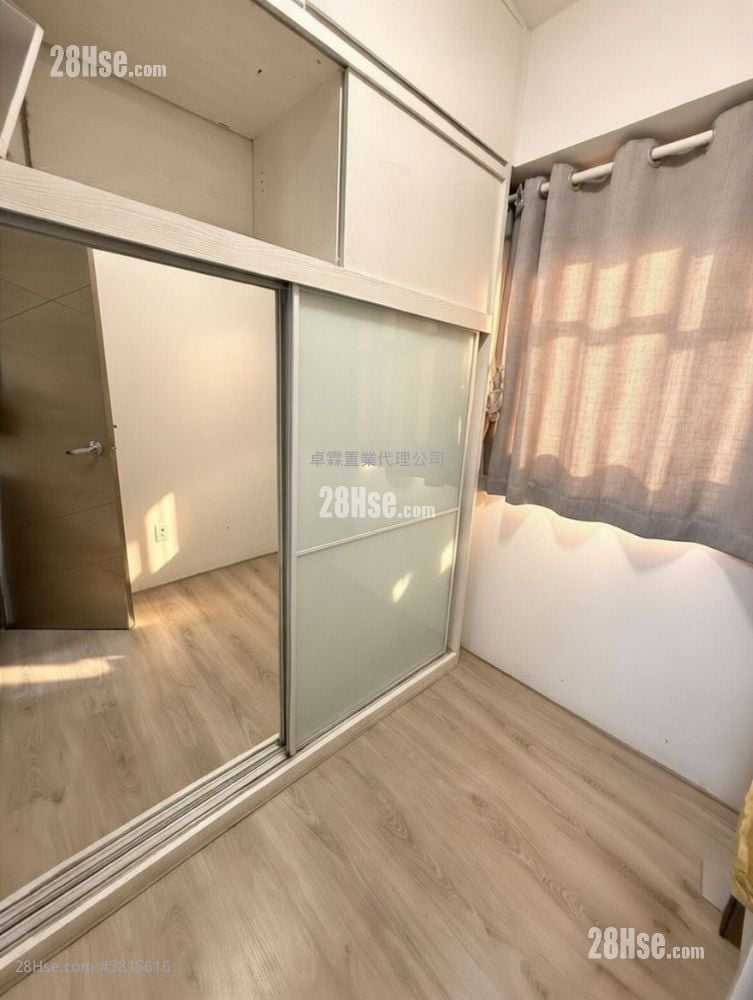 Poga Building Rental 2 Bedrooms , 1 Bathroom 318 ft²