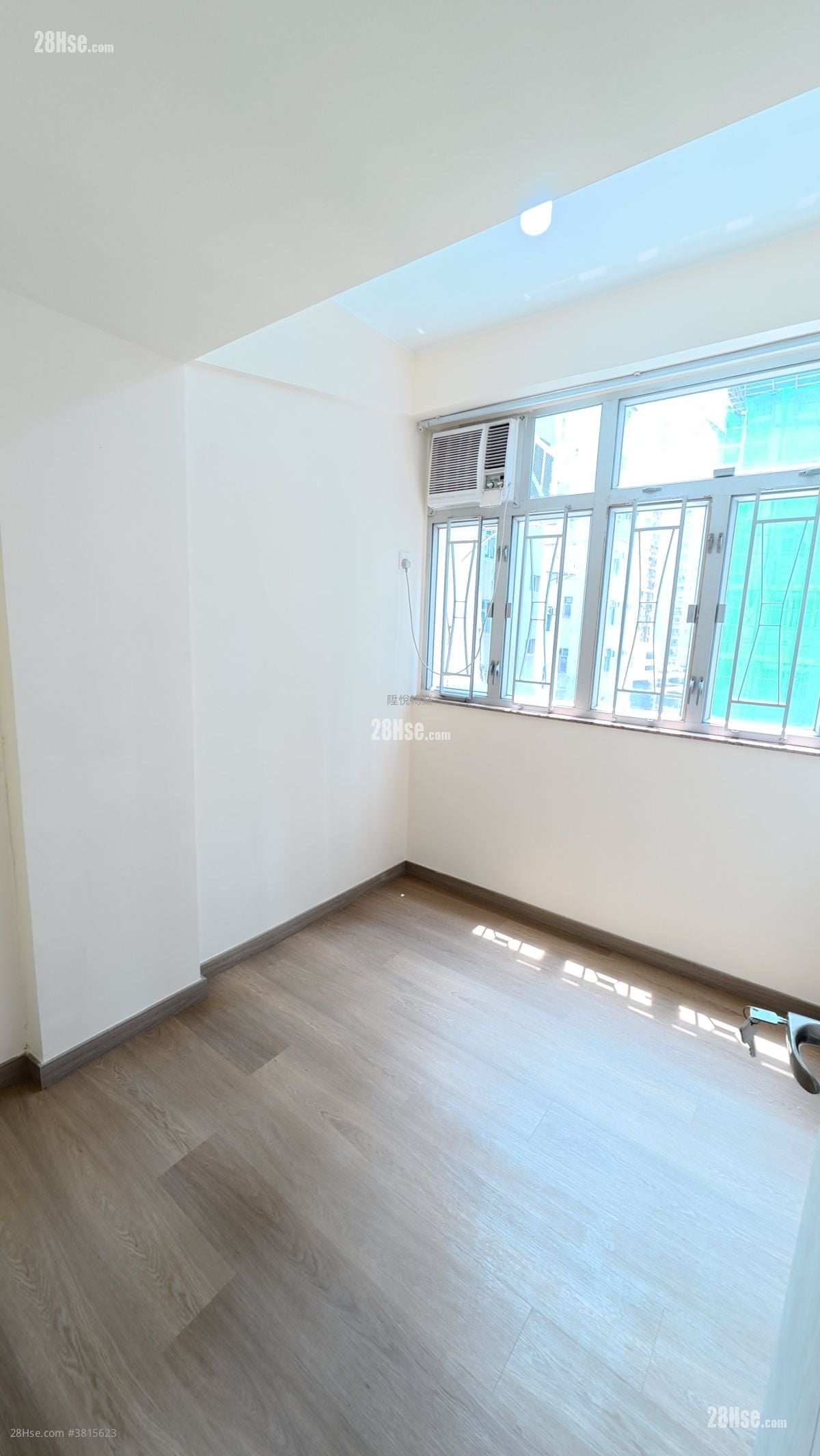 永兴新楼 租盘 2 房 , 1 浴室 357 平方尺