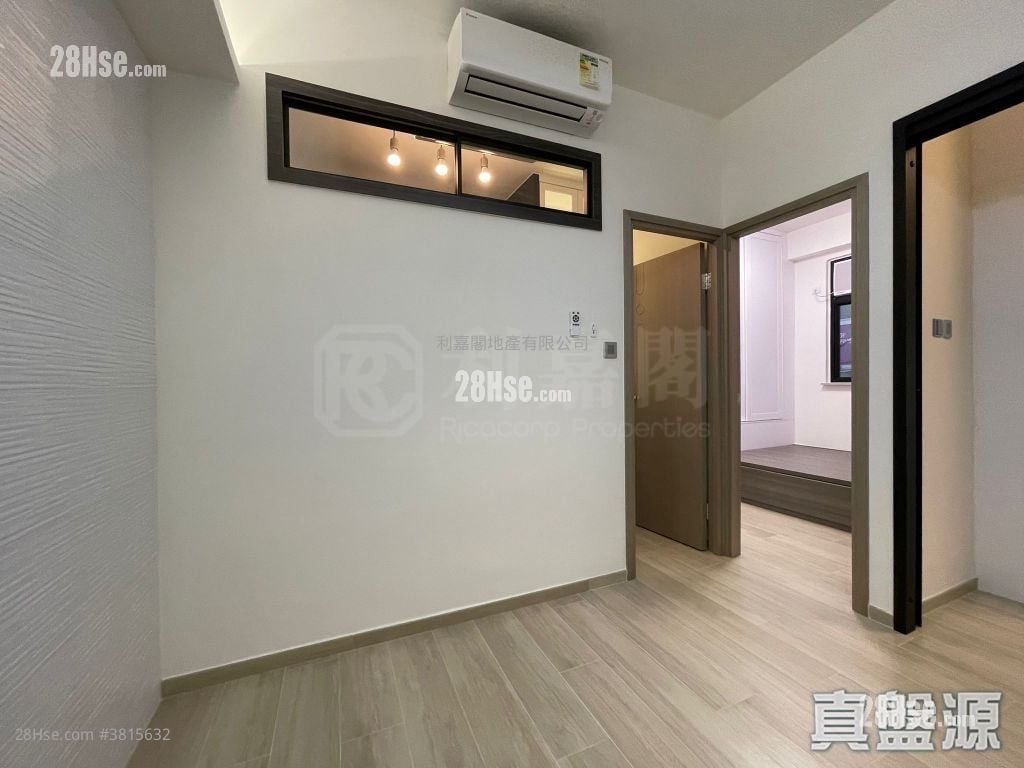 和富大樓 售盤 3 房 429 平方呎